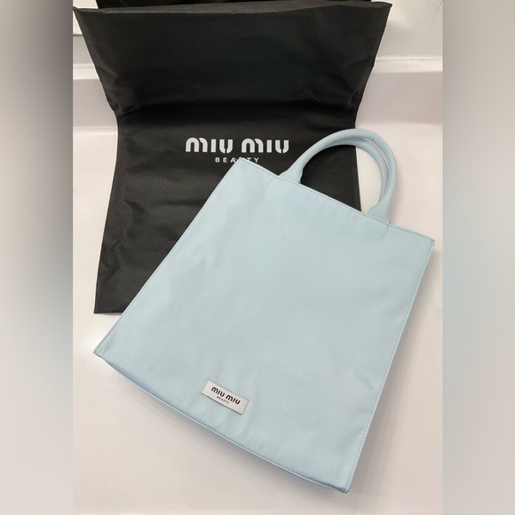 NIP Miu Miu Beauty Sky Blue Tote Bag - Picture 1 of 9